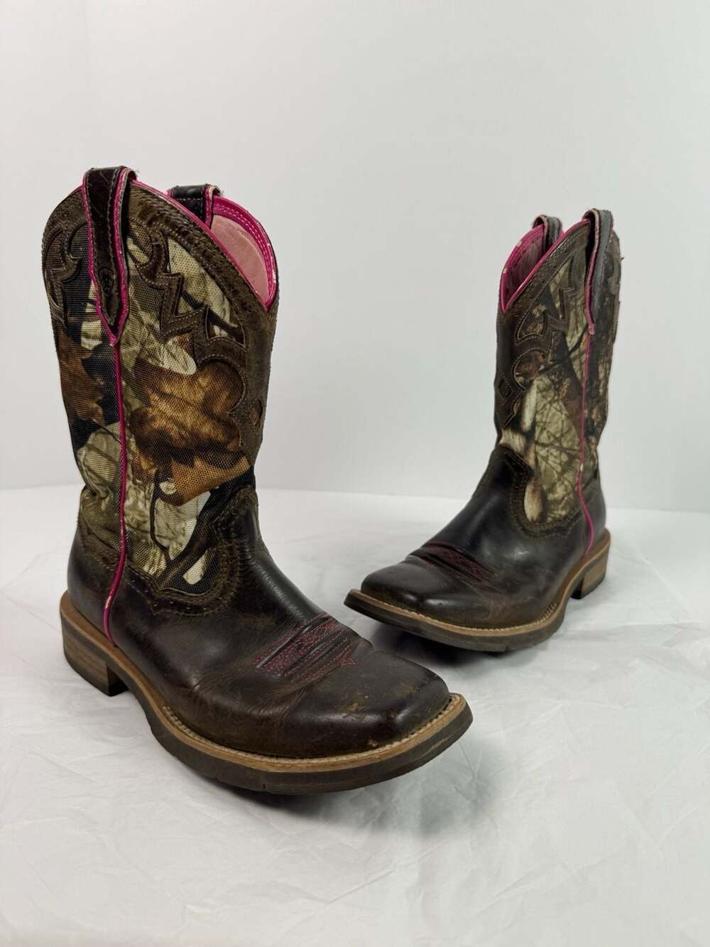 Ariat Western Cowgirl Boots, Brown Leather & Camo with Pink Trim, Womens Size 6B
